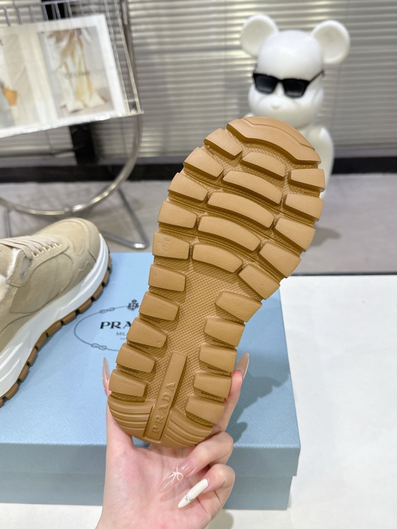 Pra*a sneakers